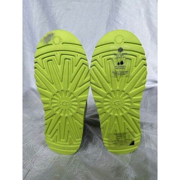 Size 6 Women's UGG Classic Clear Mini Animalia Boots Neon Green Animal Print - Picture 5 of 7